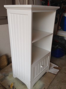 Bookshelf before side view