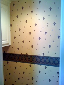 Master Water Closet Before 2