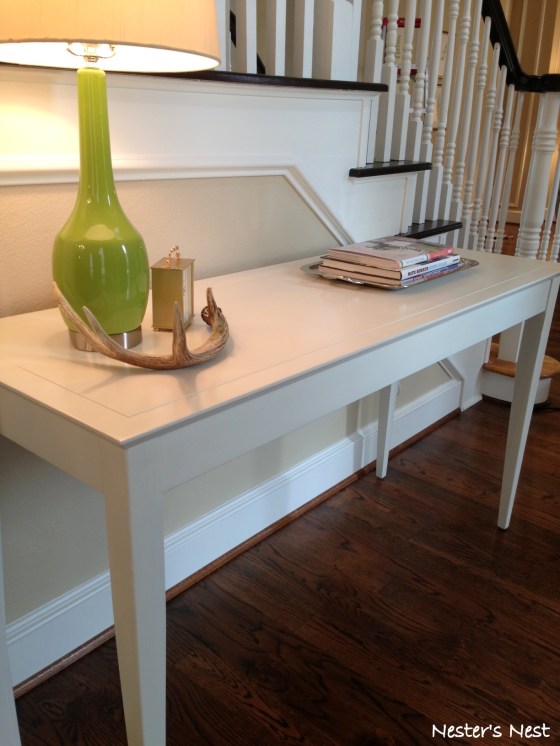 White Round Top Console 1 - NN