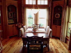 Mom Dining Room-001