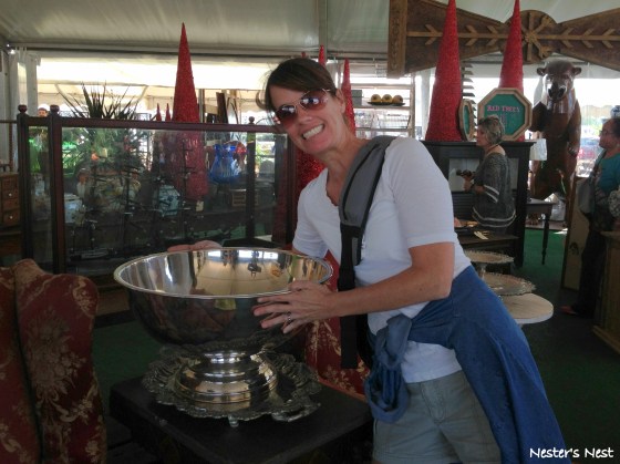 Huge Punch Bowl - NN